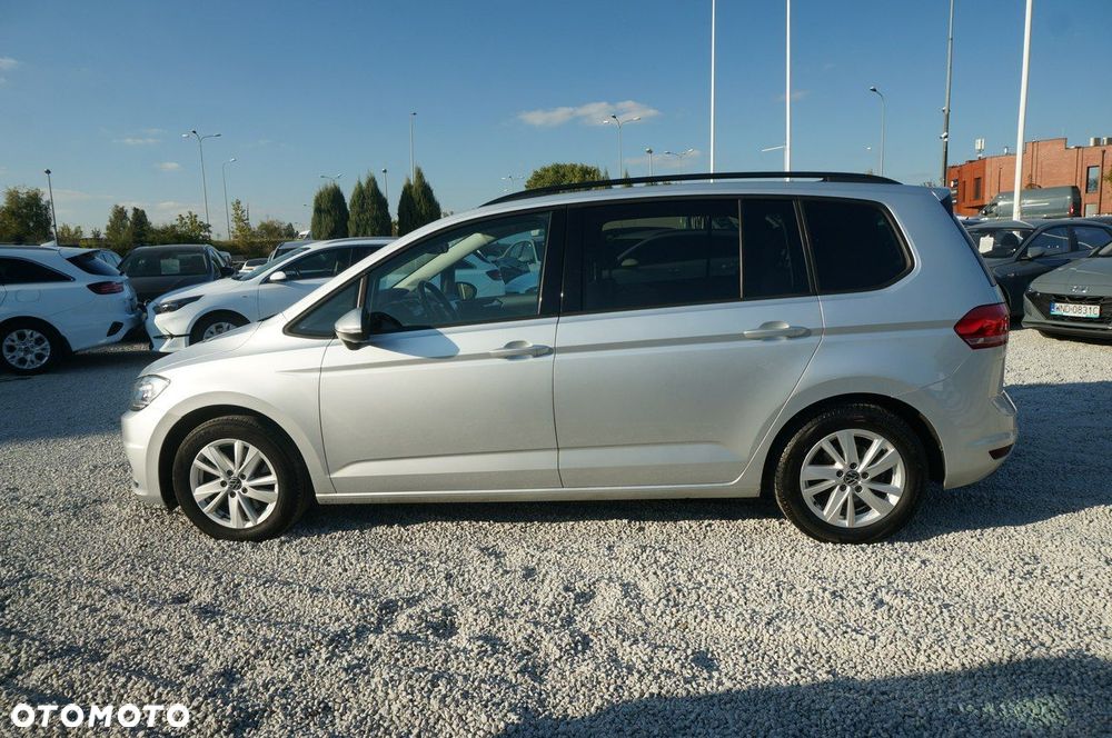 Volkswagen Touran 2.0 TDI BMT Comfortline DSG - 9