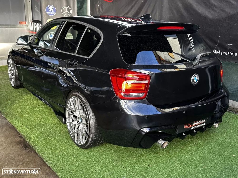 BMW 118 d Pack M - 12