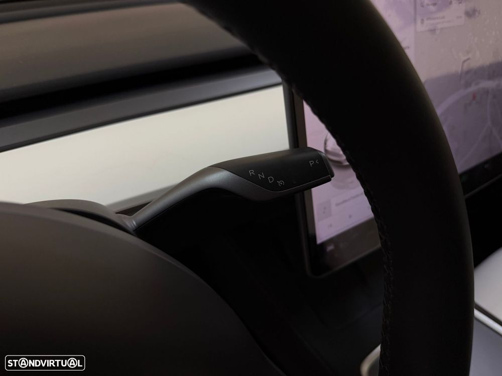 Tesla Model Y Tração Traseira - 20