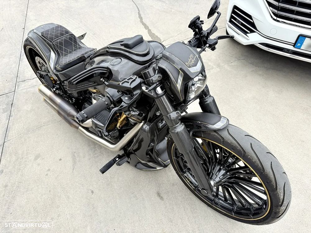 Harley-Davidson Breakout 117 Masterpiece 1 of 1 - 11