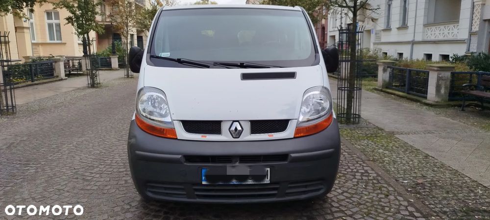 Renault Trafic - 13