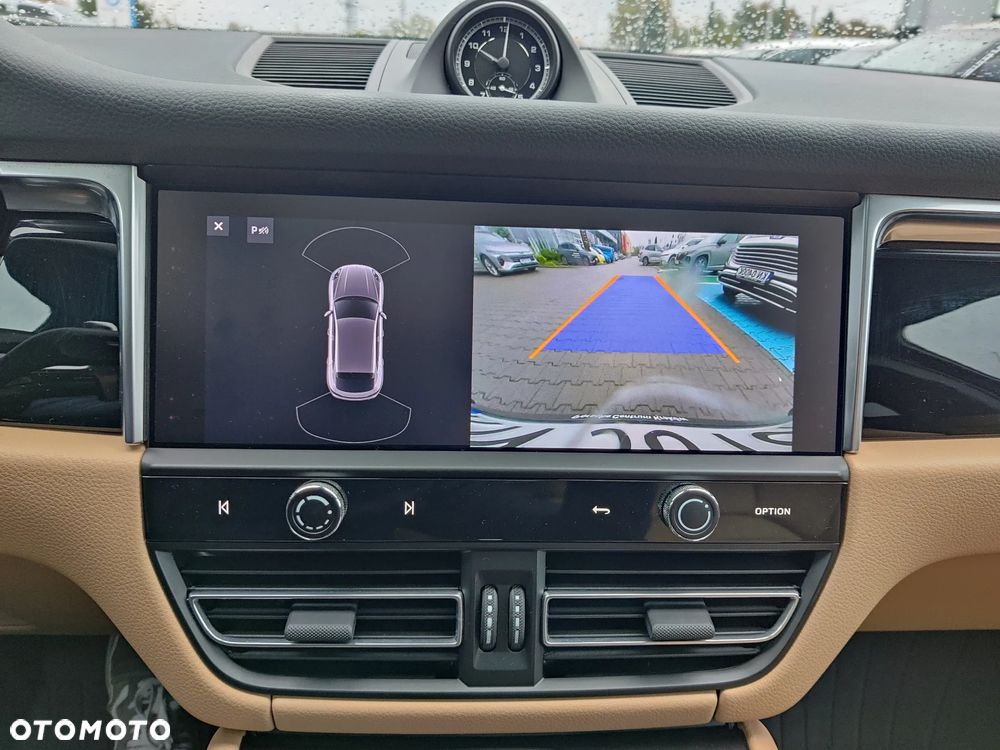 Porsche Macan Standard - 14