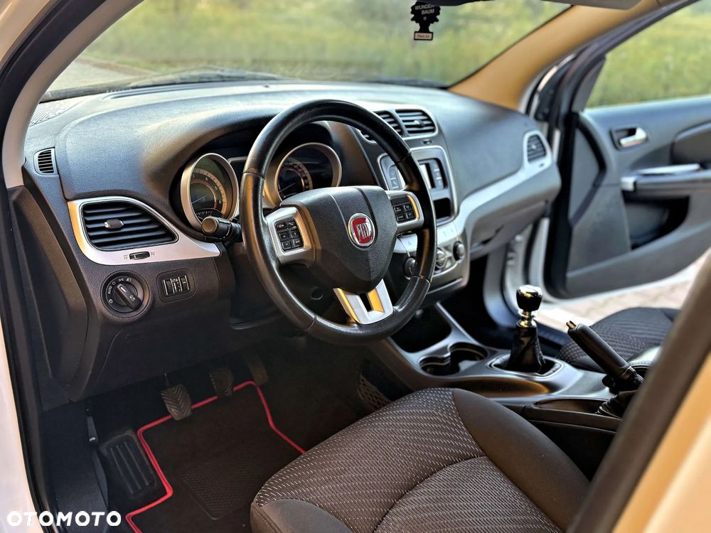 Fiat Freemont 2.0 Multijet Urban - 19