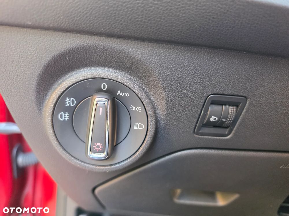 Seat Leon 2.0 TDI DPF Style - 24