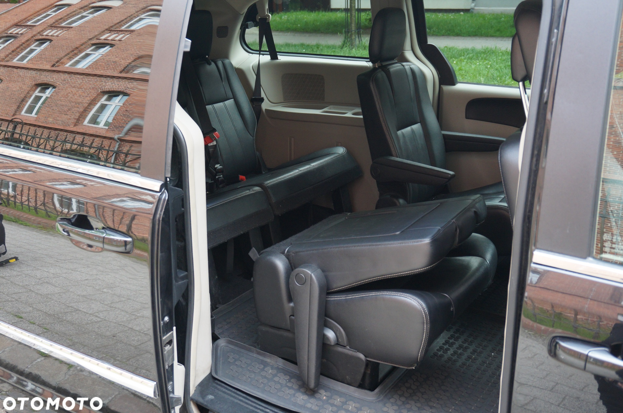 Chrysler Town & Country 3.6 Touring - 15