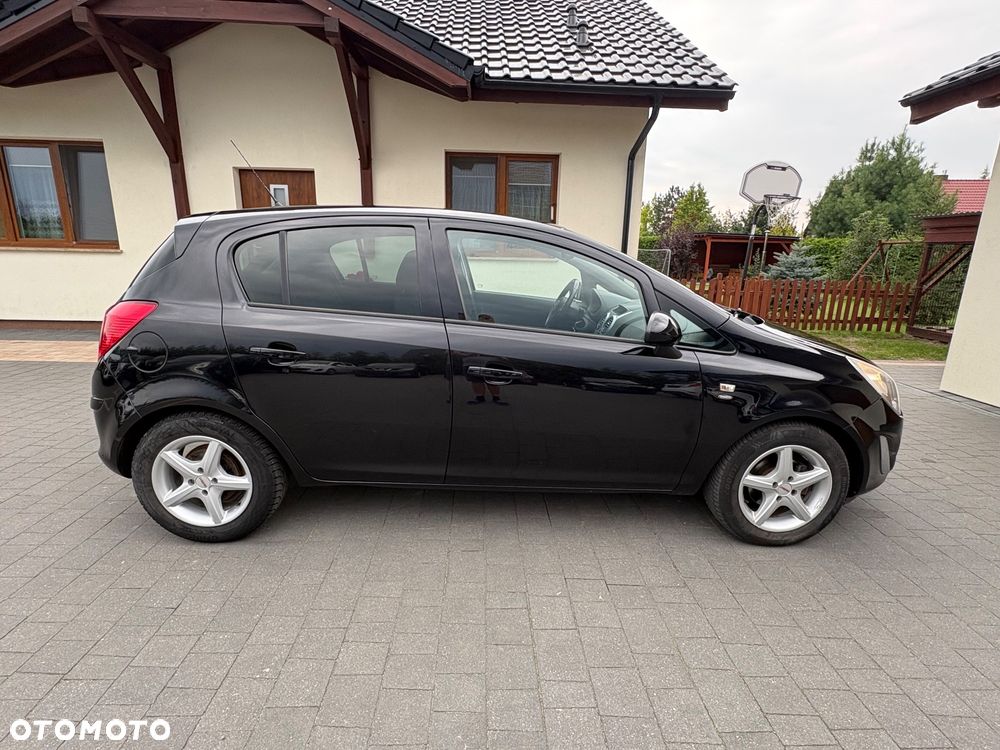 Opel Corsa 1.4 16V Satellite - 6