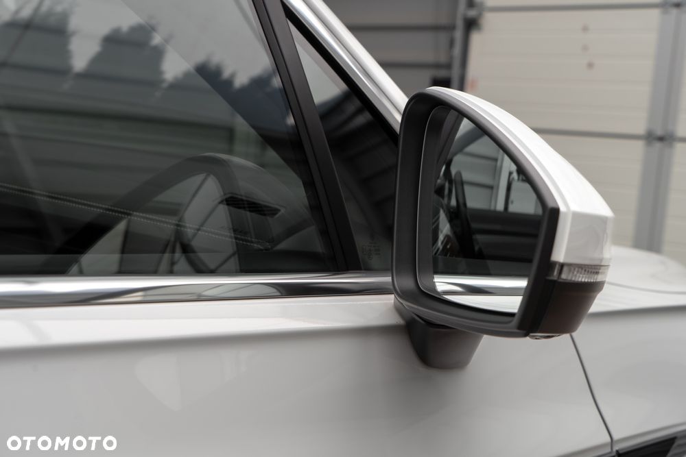 Volkswagen Touareg 3.0 V6 TFSI 4Motion R-Line - 21