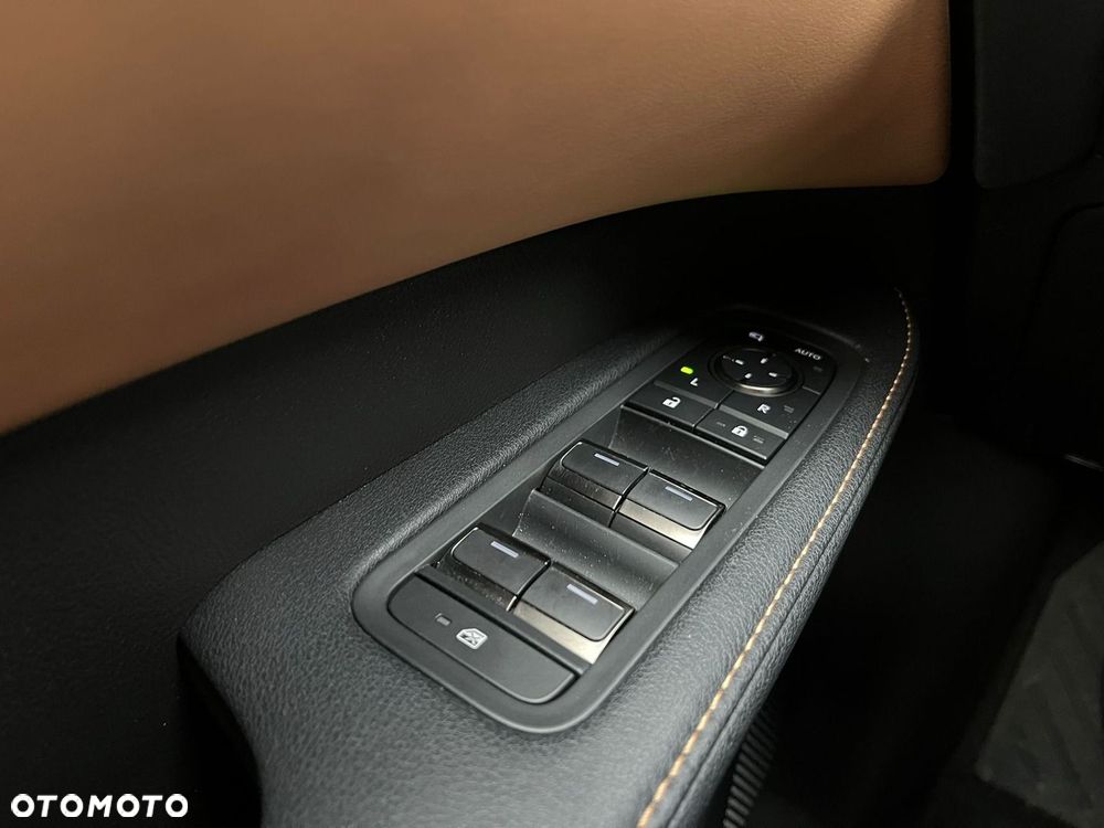 Lexus RX 450h+ Prestige - 30