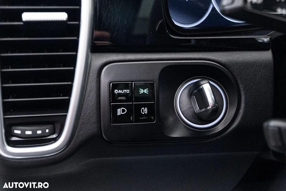 Porsche Cayenne Coupe - 34