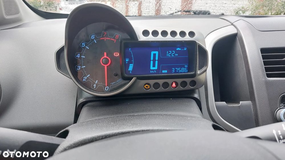 Chevrolet Aveo 1.6 LTZ - 1
