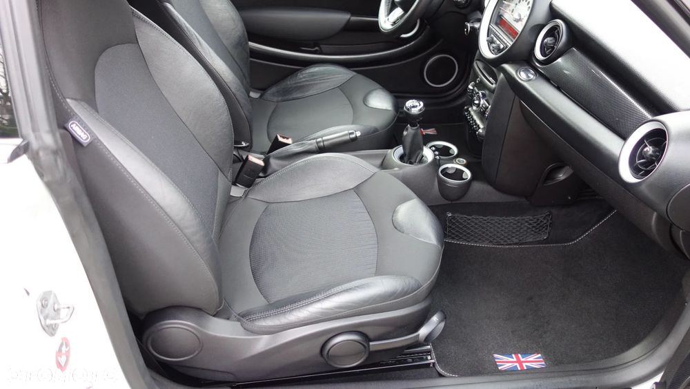 MINI Cooper S - 25