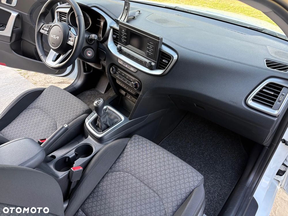 Kia Ceed 1.0 T-GDI S - 10