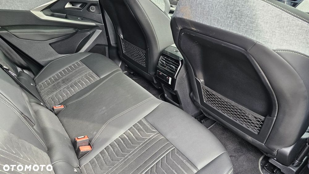 Peugeot 3008 1.6 PHEV 195 GT E-DCS7 - 14