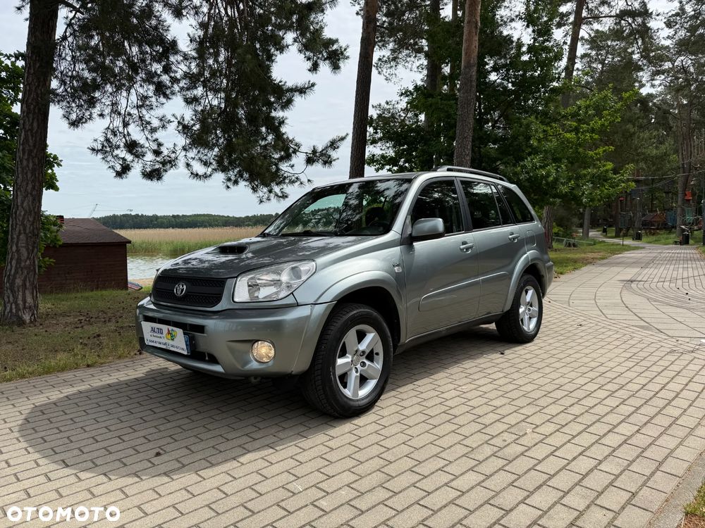 Toyota RAV4 - 1