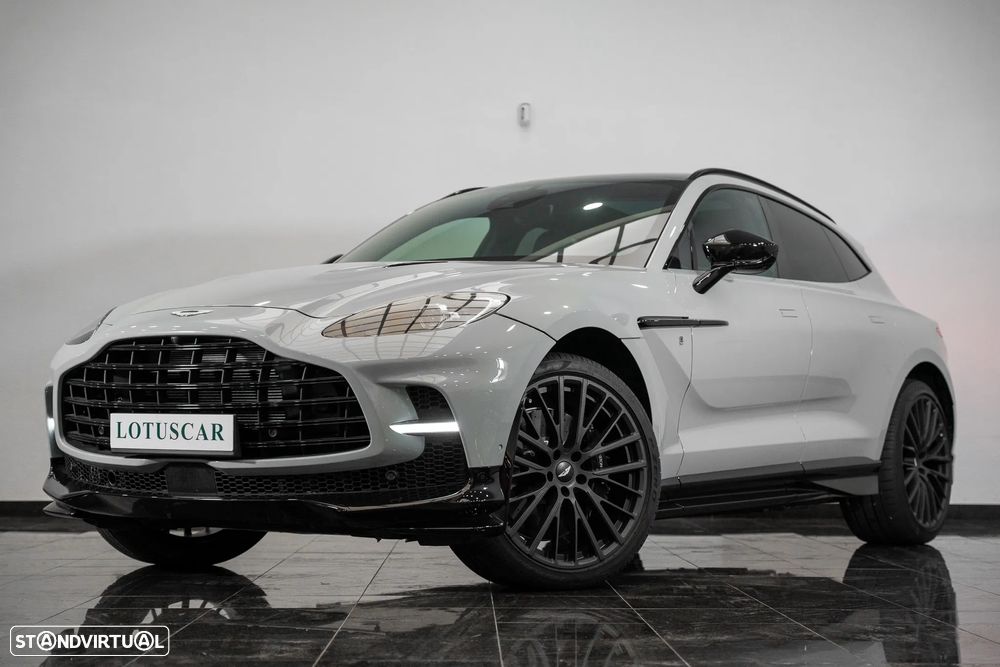 Aston Martin DBX 707 - 1