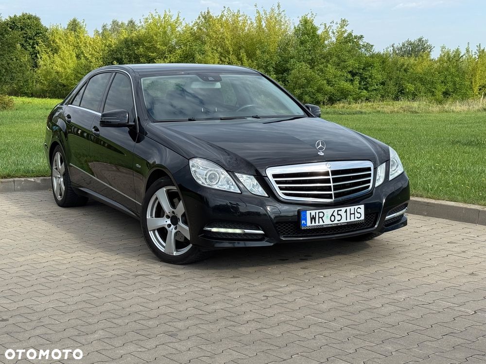 Mercedes-Benz Klasa E 350 CDI 4-Matic BlueEff Avantgarde - 38