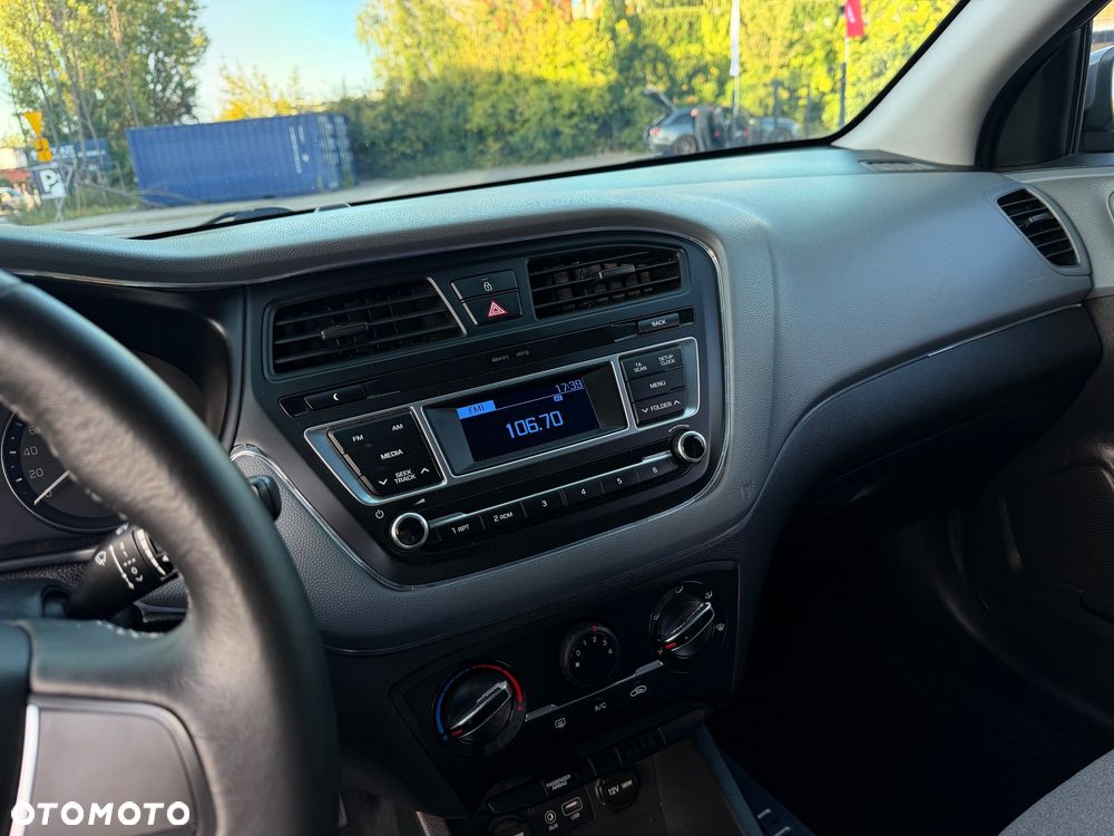 Hyundai i20 1.2 BlueDrive Fresh - 23