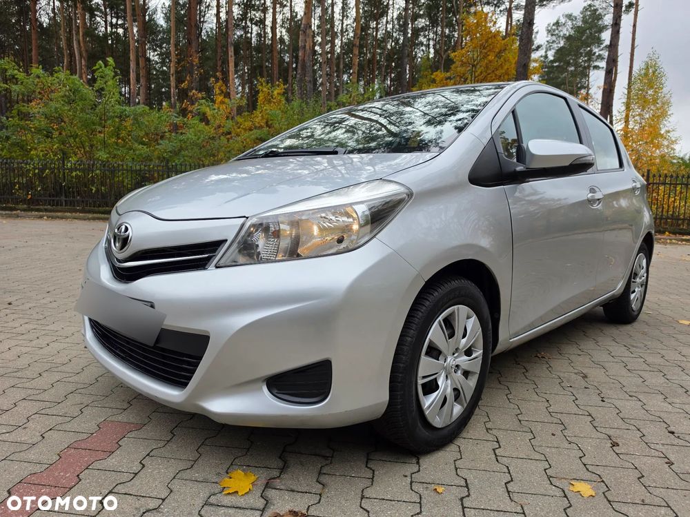 Toyota Yaris - 1