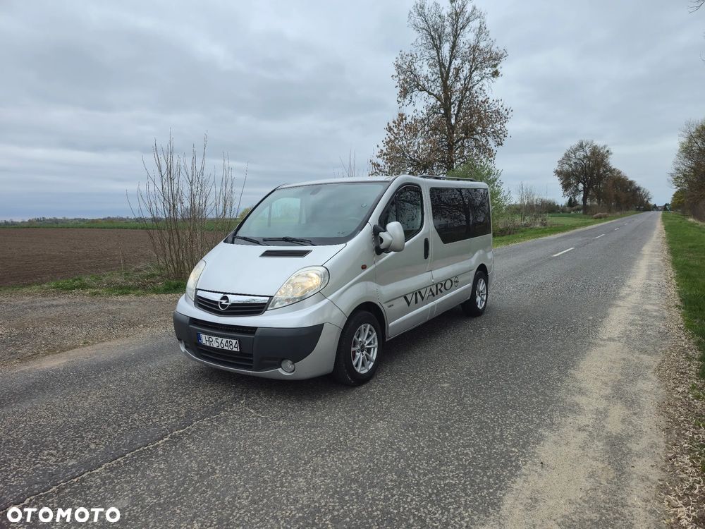 Opel Vivaro - 1