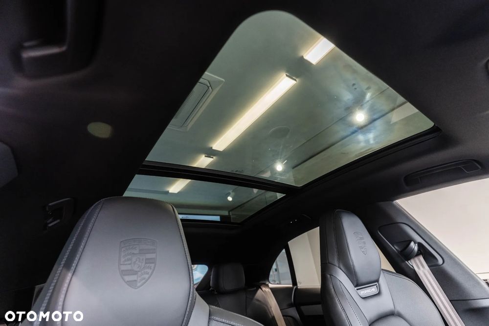 Porsche Macan - 33