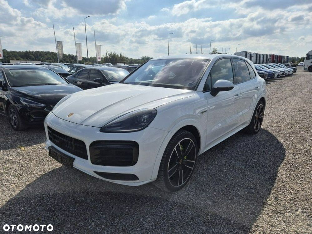 Porsche Cayenne - 3