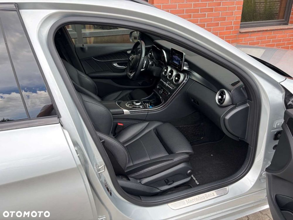 Mercedes-Benz Klasa C 250 d 4Matic 9G-TRONIC - 15