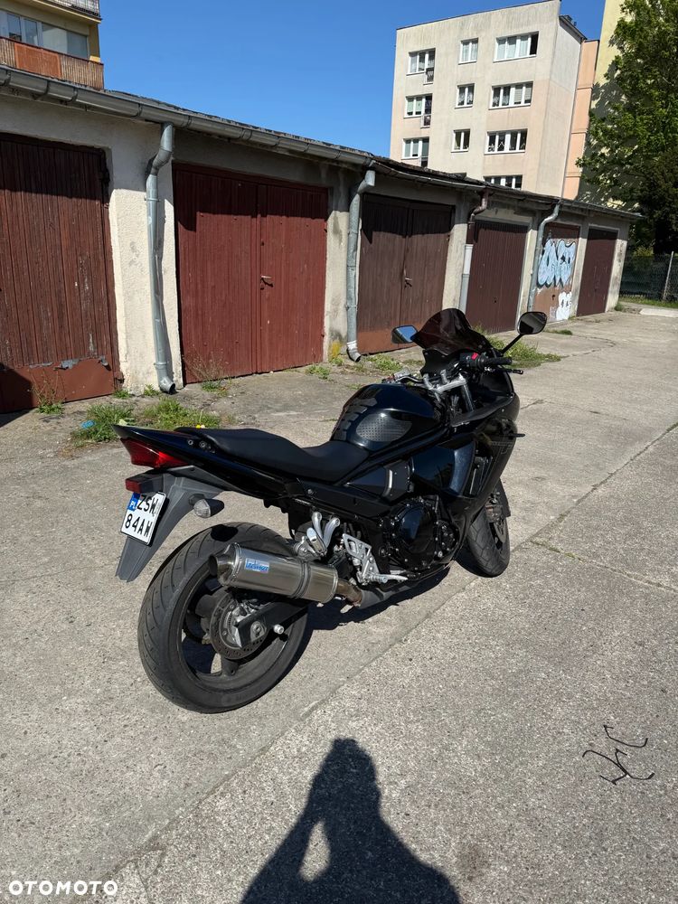 Suzuki GSX - 10