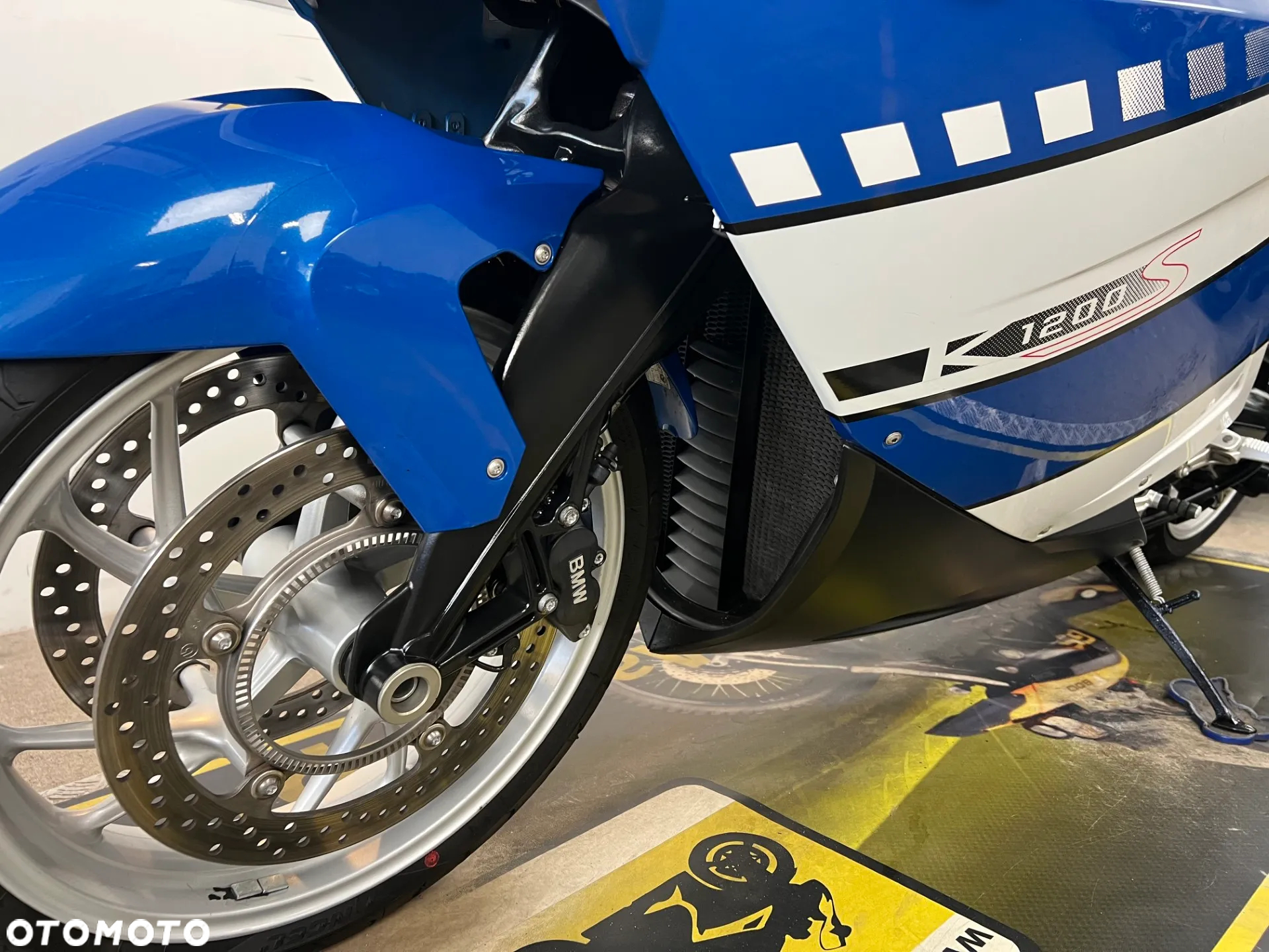 BMW K - 23