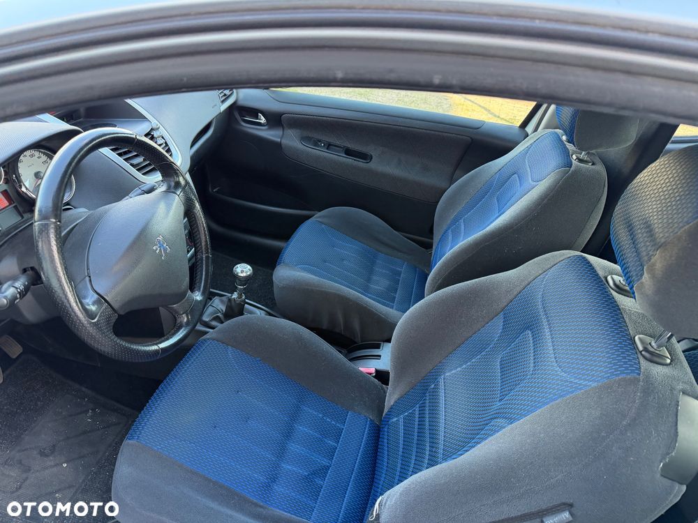 Peugeot 207 90 Sport - 8