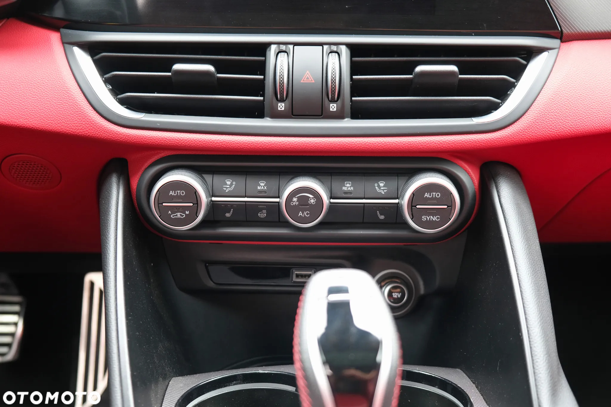 Alfa Romeo Giulia 2.0 Turbo 16V AT8 Veloce Ti - 19