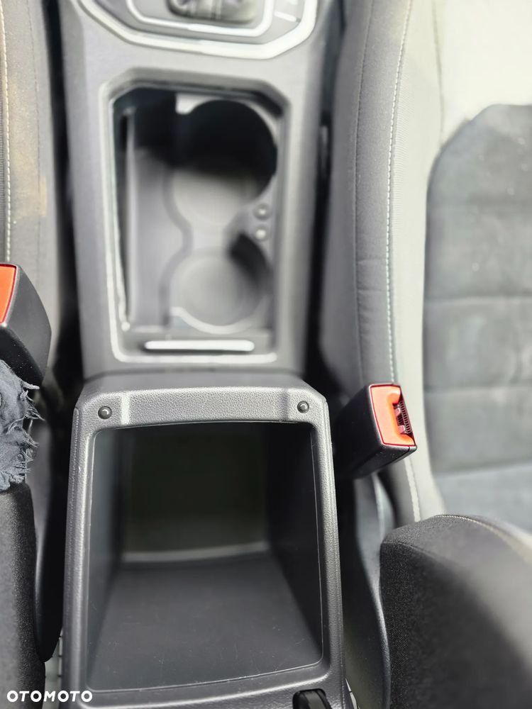 Volkswagen Golf Sportsvan SV 1.4 TSI BMT Comfortline DSG - 24