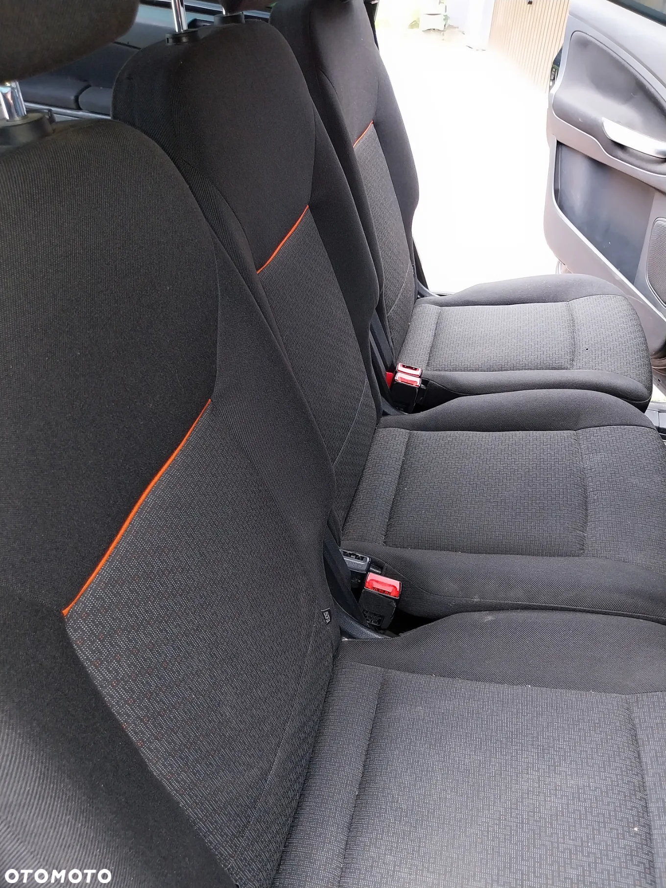 Ford Galaxy 2.0 TDCi Titanium - 23