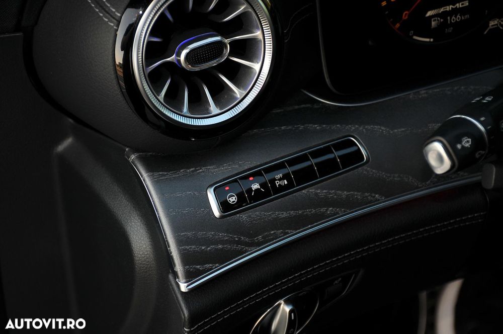 Mercedes-Benz AMG GT 4-door Coupe 43 4Matic+ - 28