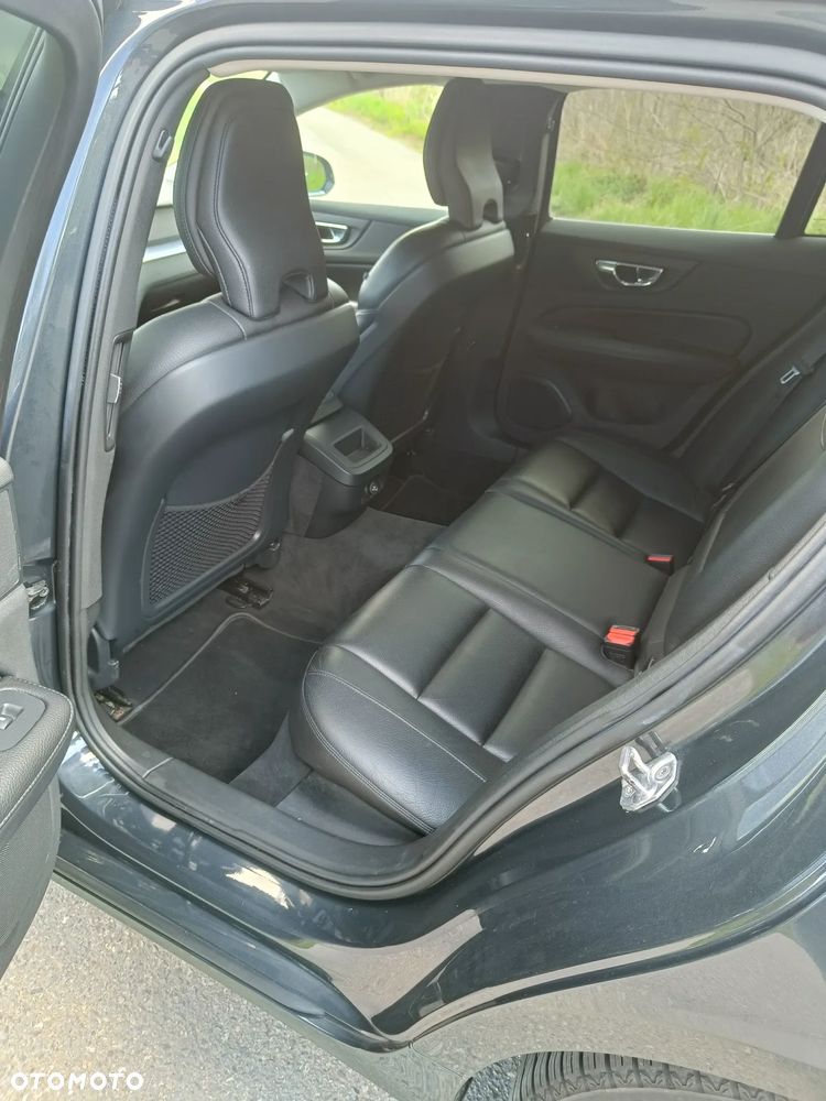 Volvo V60 D3 Geartronic Momentum - 16