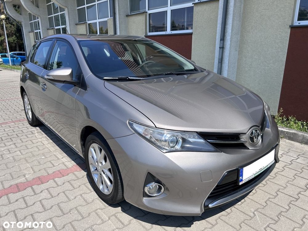 Toyota Auris 1.33 Dual-VVT-i Comfort - 11