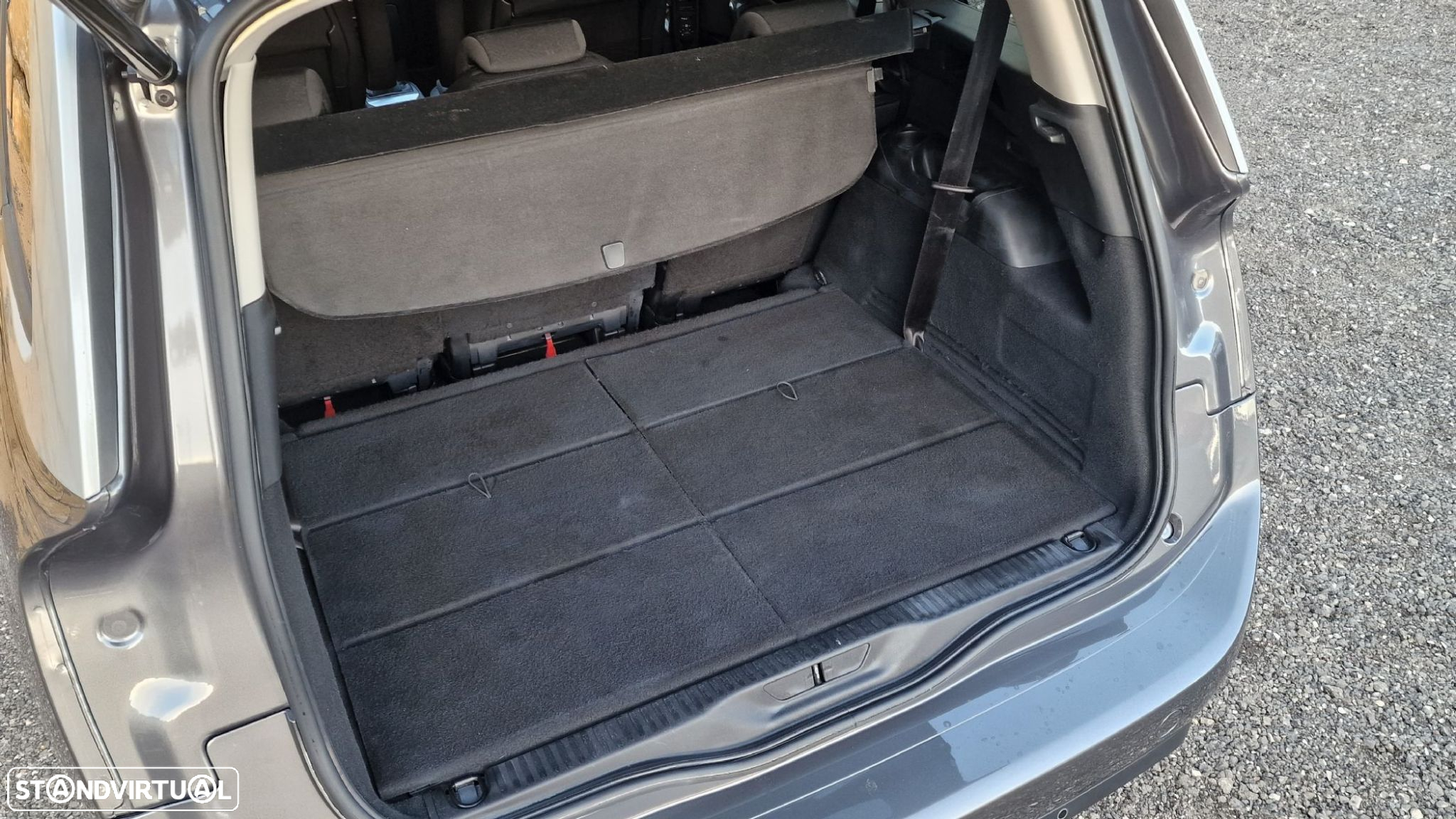 Citroën C4 Grand Picasso 1.6 BlueHDi Shine - 32