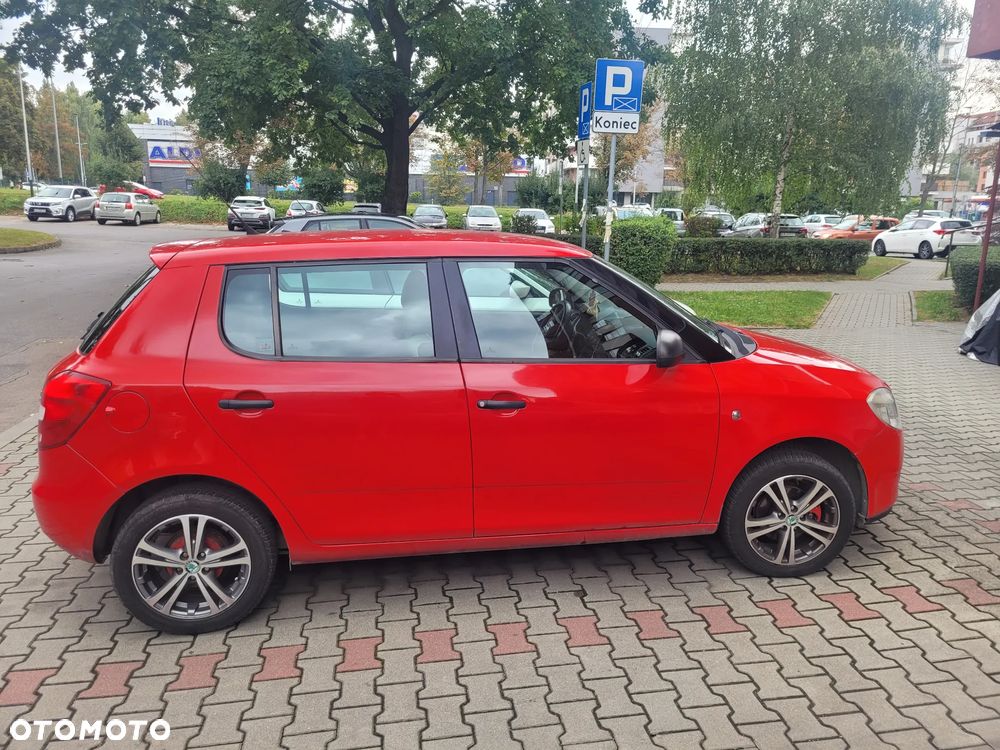 Skoda Fabia - 4