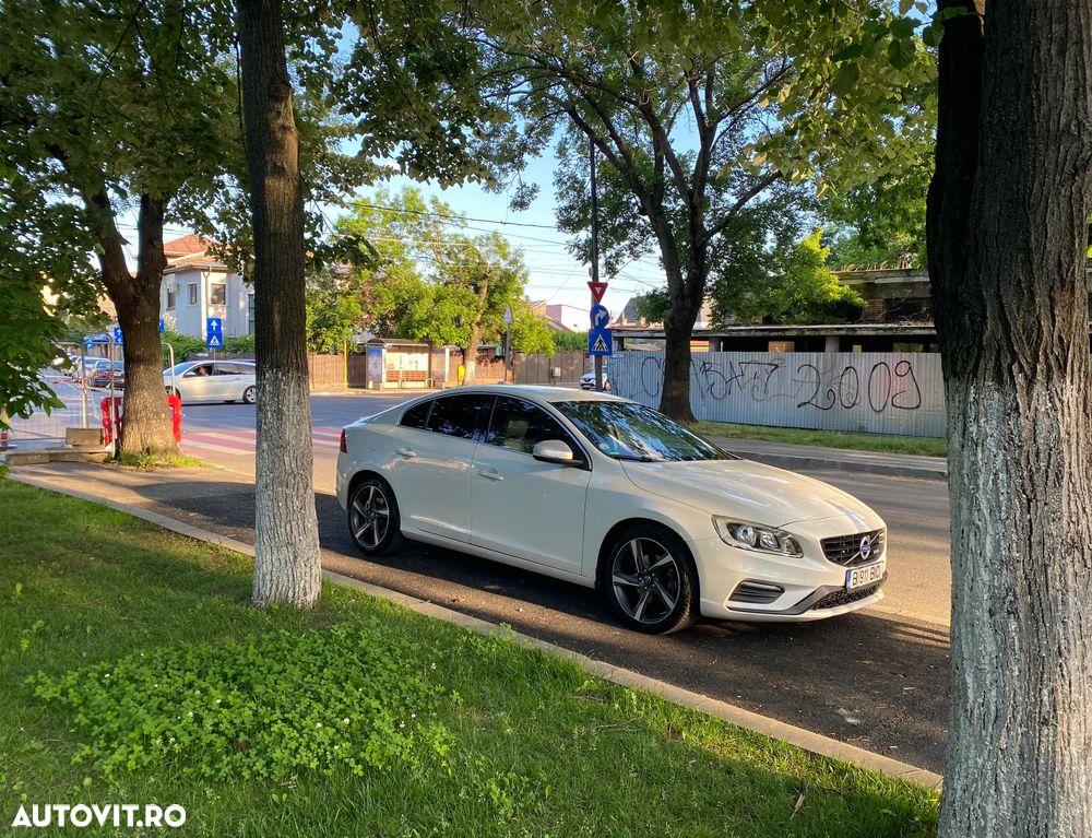 Volvo S60 D4 VEA Start-Stop R-Design - 9