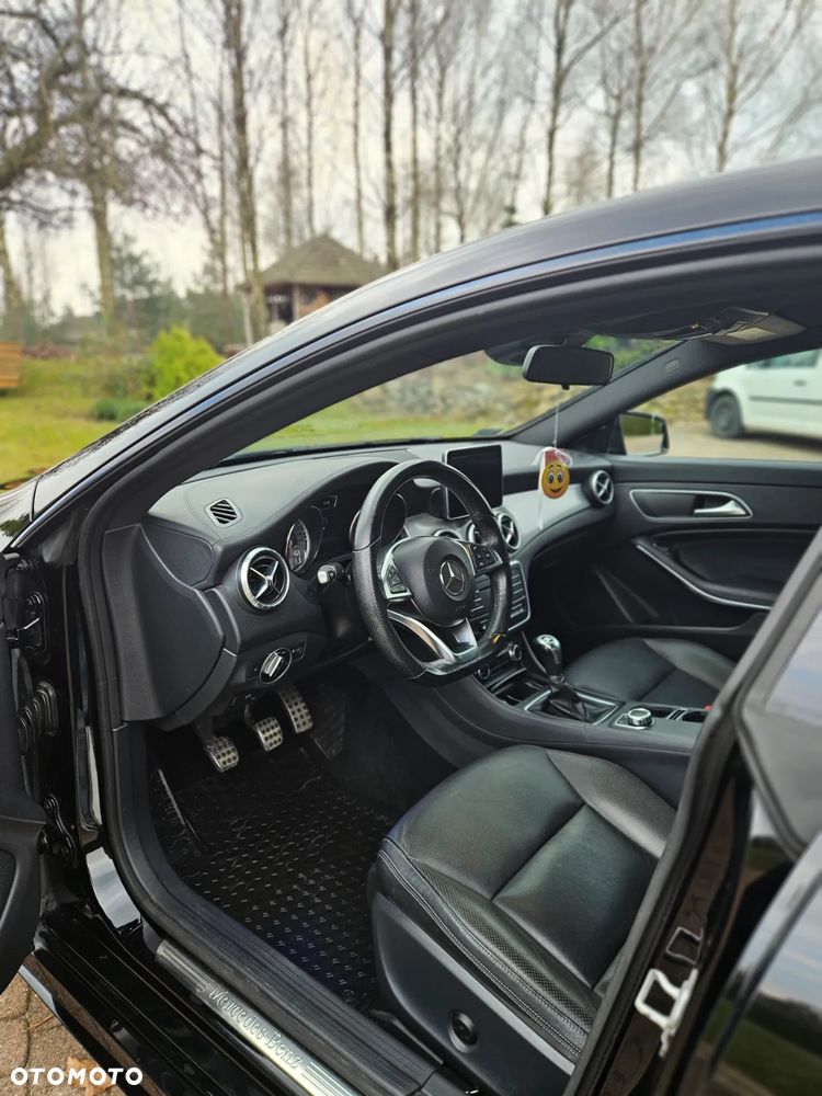 Mercedes-Benz CLA - 2