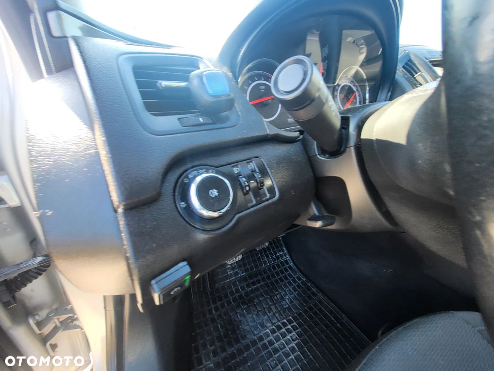 Opel Insignia 1.4 T Active S&S - 24