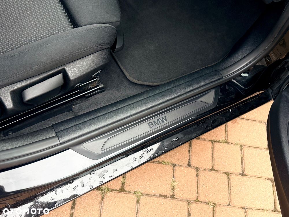 BMW Seria 3 320d - 27