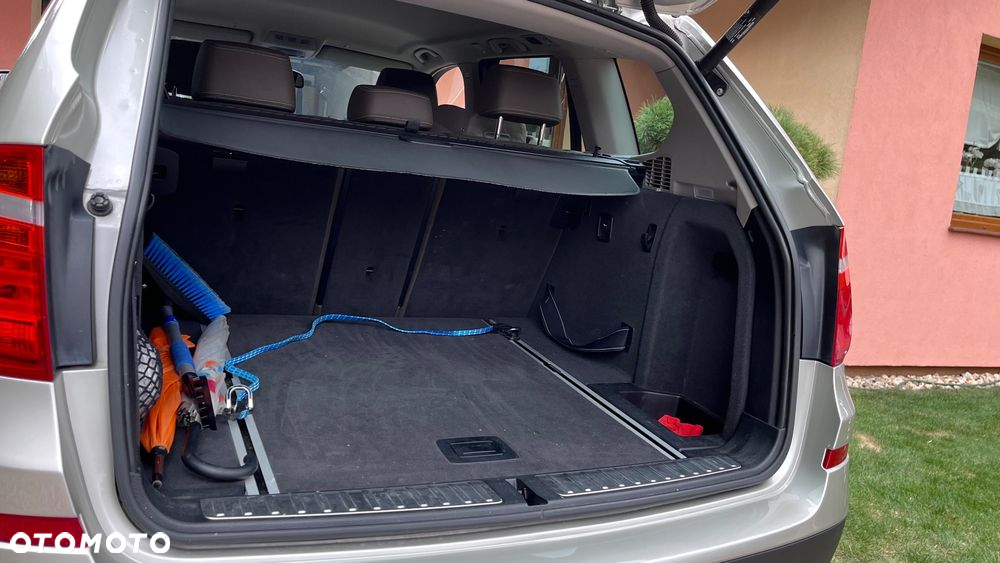 BMW X3 35i xDrive - 8