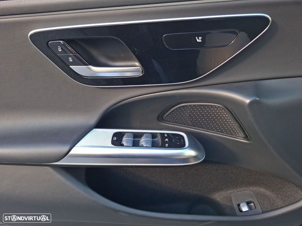 Mercedes-Benz E 220 d - 19