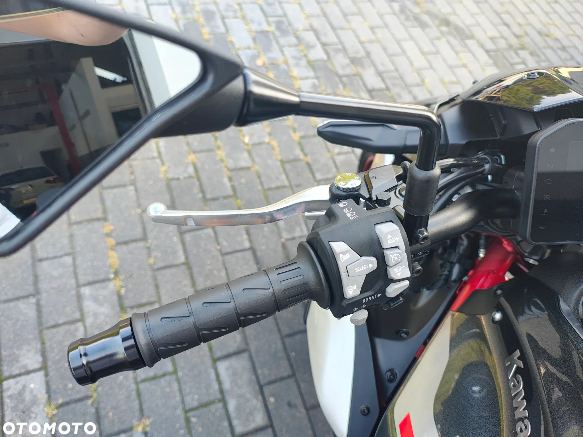 Kawasaki Z 900 - 15