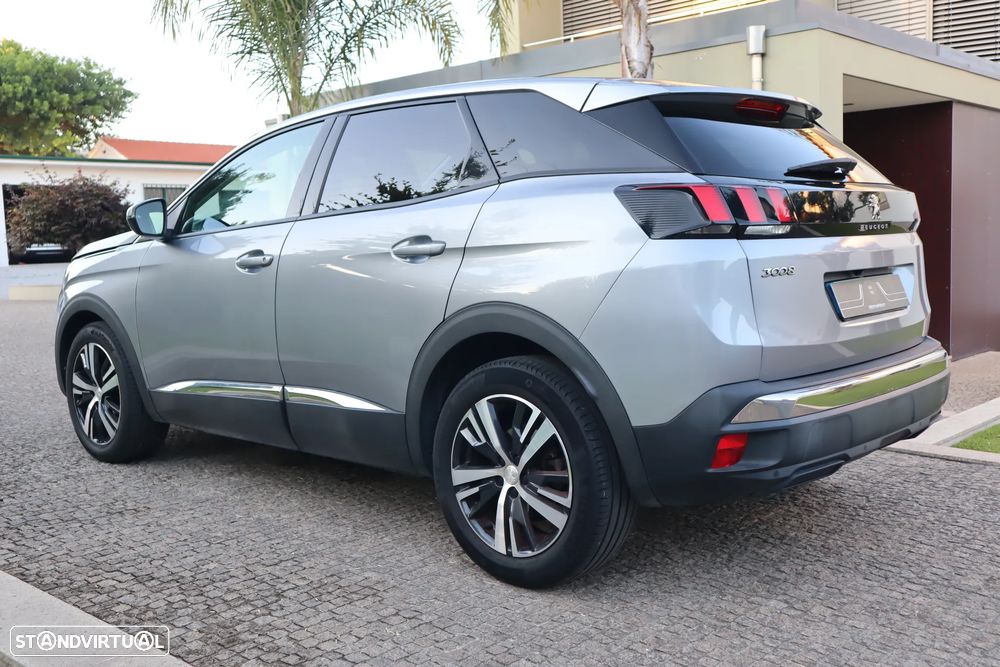 Peugeot 3008 1.2 PureTech Allure J18 - 4