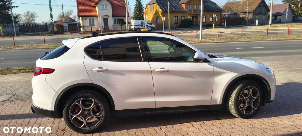 Alfa Romeo Stelvio 2.0 Turbo Sprint Q4 - 2