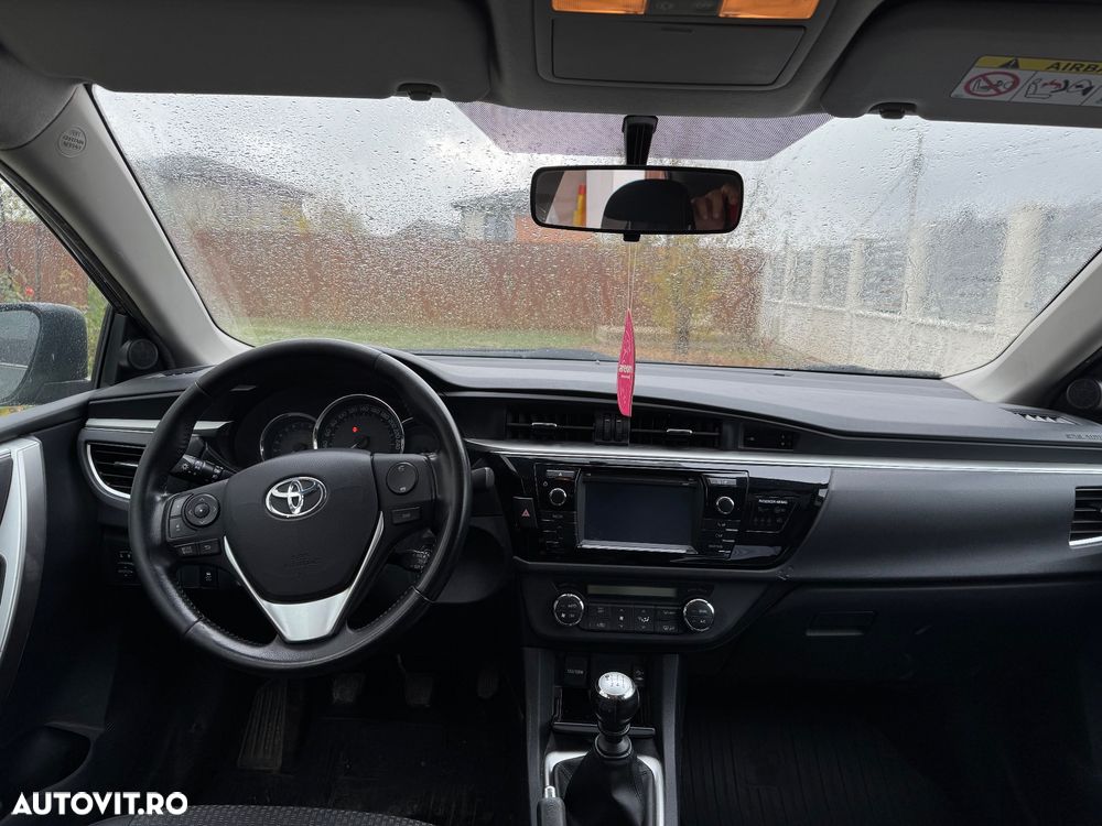 Toyota Corolla 1.6 Valvematic Luna - 3