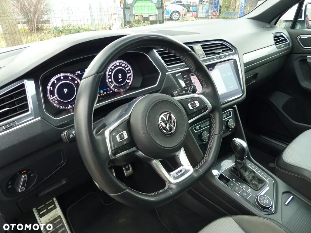 Volkswagen Tiguan 2.0 TSI 4Mot R-Style DSG - 9