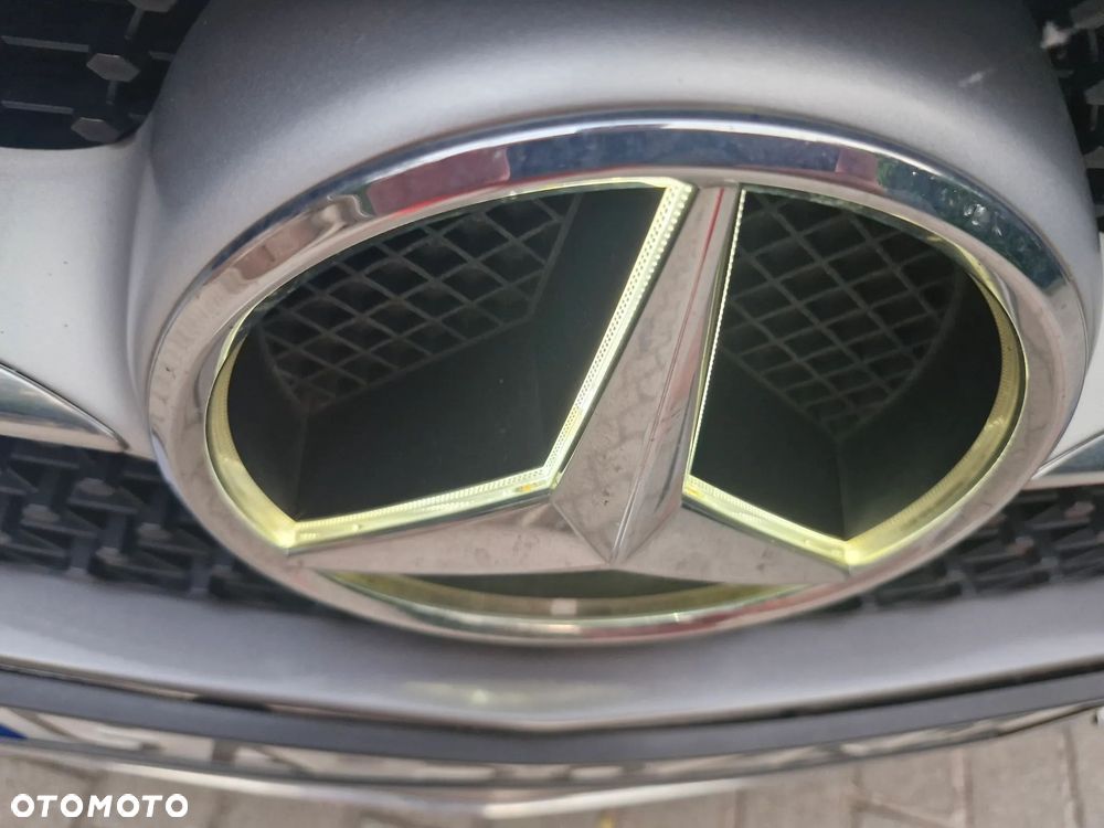 Mercedes-Benz CLA 250 4Matic 7G-DCT UrbanStyle Edition - 10