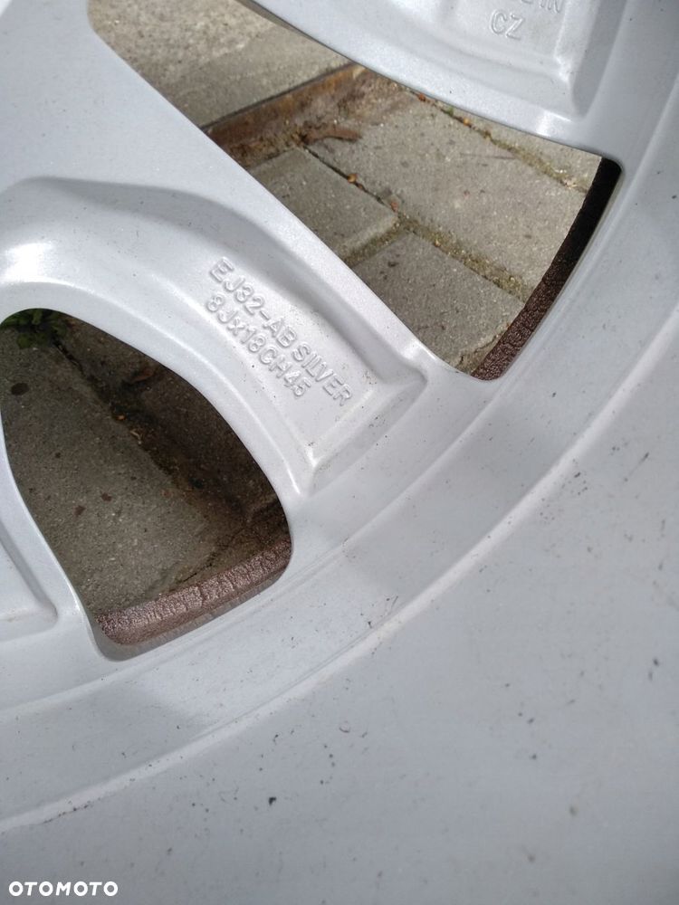 felga 8j 18 et45 land rover evoque ej32-ab - 7